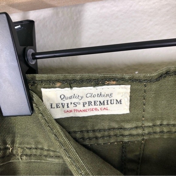 Levi’s 724 High Rise Straight Crop Jeans Green Button Fly Size 28 - Picture 4 of 10